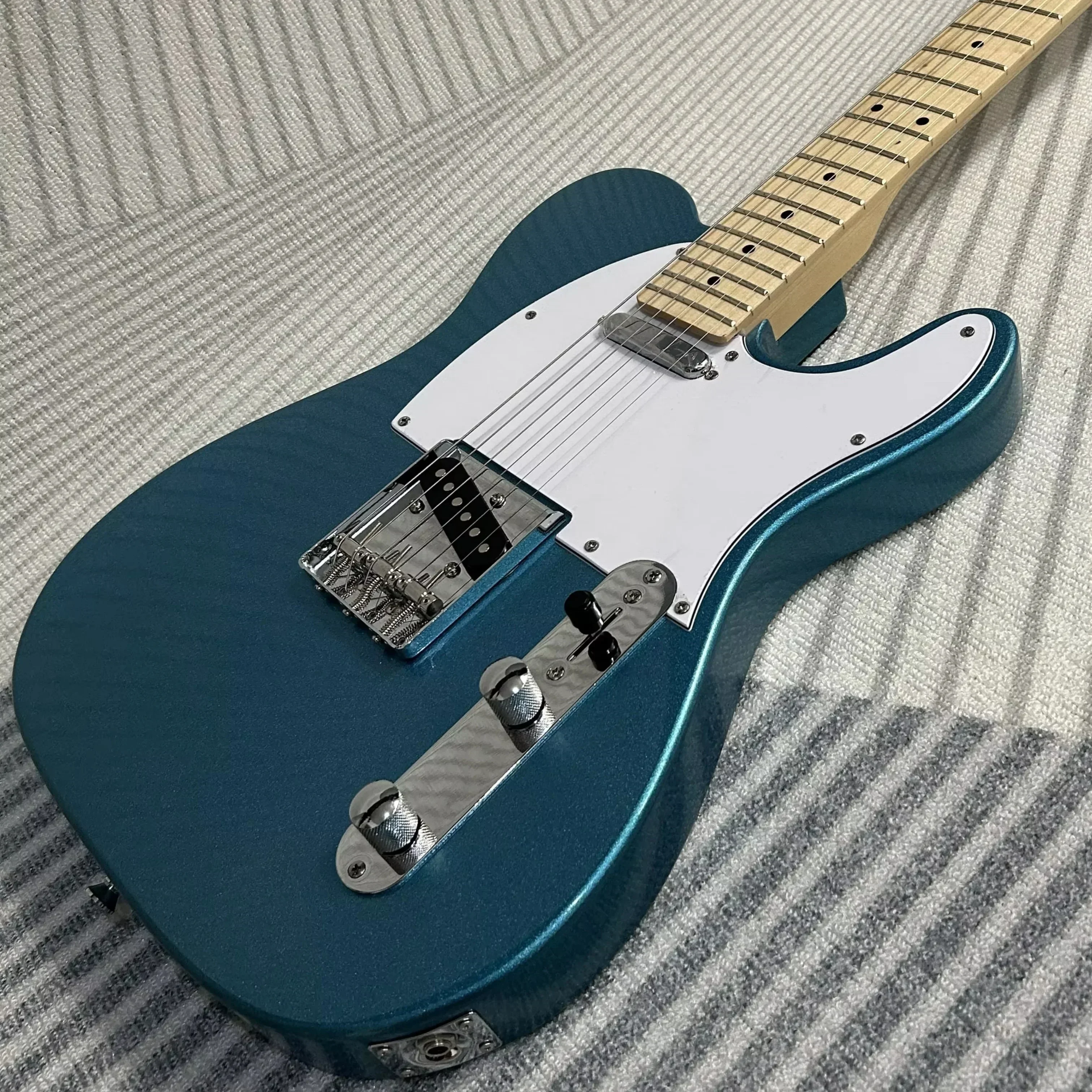 Kostenloser Transport, angenehmes Handgefühl, Qualität, blau, weiß, Tele-E-Gitarre, Ahorngriffbrett,