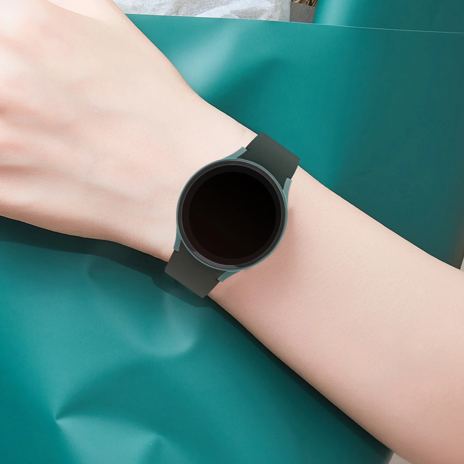 

2Pcs Watch Protective Bumper Hard Case Screen Protector Compatible Watch6 5 4 44mm Clear Durable Shield