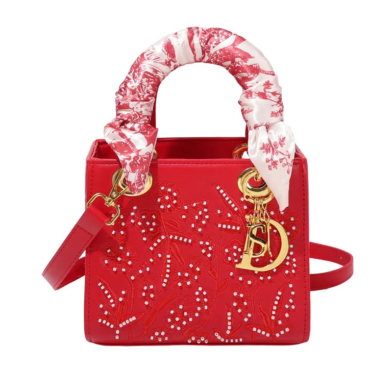 

Unique Leisure Business Shopping Diaper Bag, Trendy Letter Logo Design, Luxury Leather Shoulder And Messenger Bag