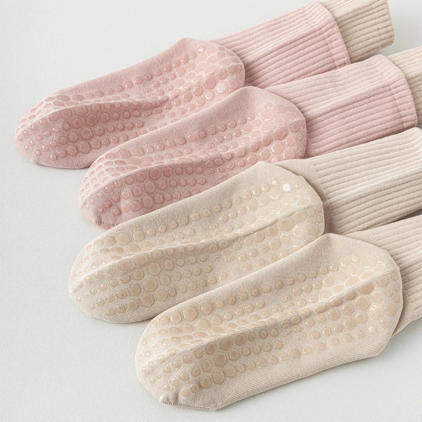 Chaussettes de Yoga antidérapantes aux couleurs assorties pour femmes, chaussettes de sport professionnelles pour Pilates, tricotées en coton, pour gymnastique, Fitness, entraînement en salle