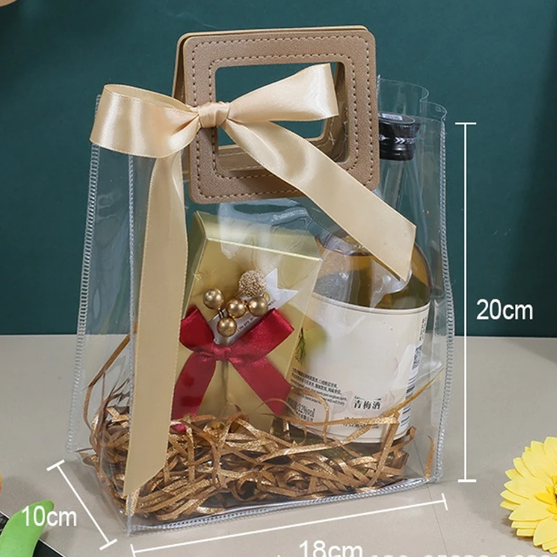 שקיות עם ידית מרובעת צבעונית ופפיון