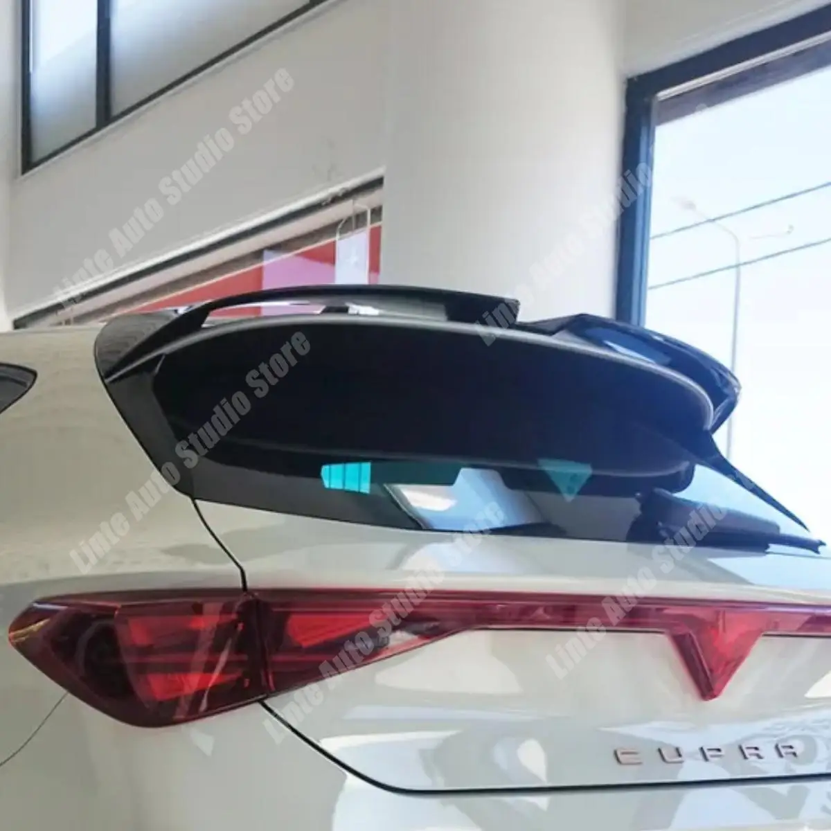 

Spoiler Cap For Seat Cupra Leon MK1 2021-2026 Car Trunk Rear Top Roof Tail Wing Splitter Lids Black ABS Trim Body Kits Tuning