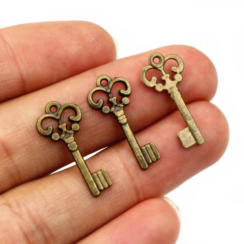 50pcs 21x10mm Vintage Small Key Charms Antique Bronze Silver Plated Handmade Charms Pendant DIY Findings for bracelet necklace