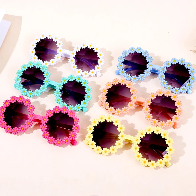 Retro Daisy Flower Sunglasses for Adults and Kids Round Frame Flower Sun Glasses Funny Festival Party Glasses Shades Sunglasses