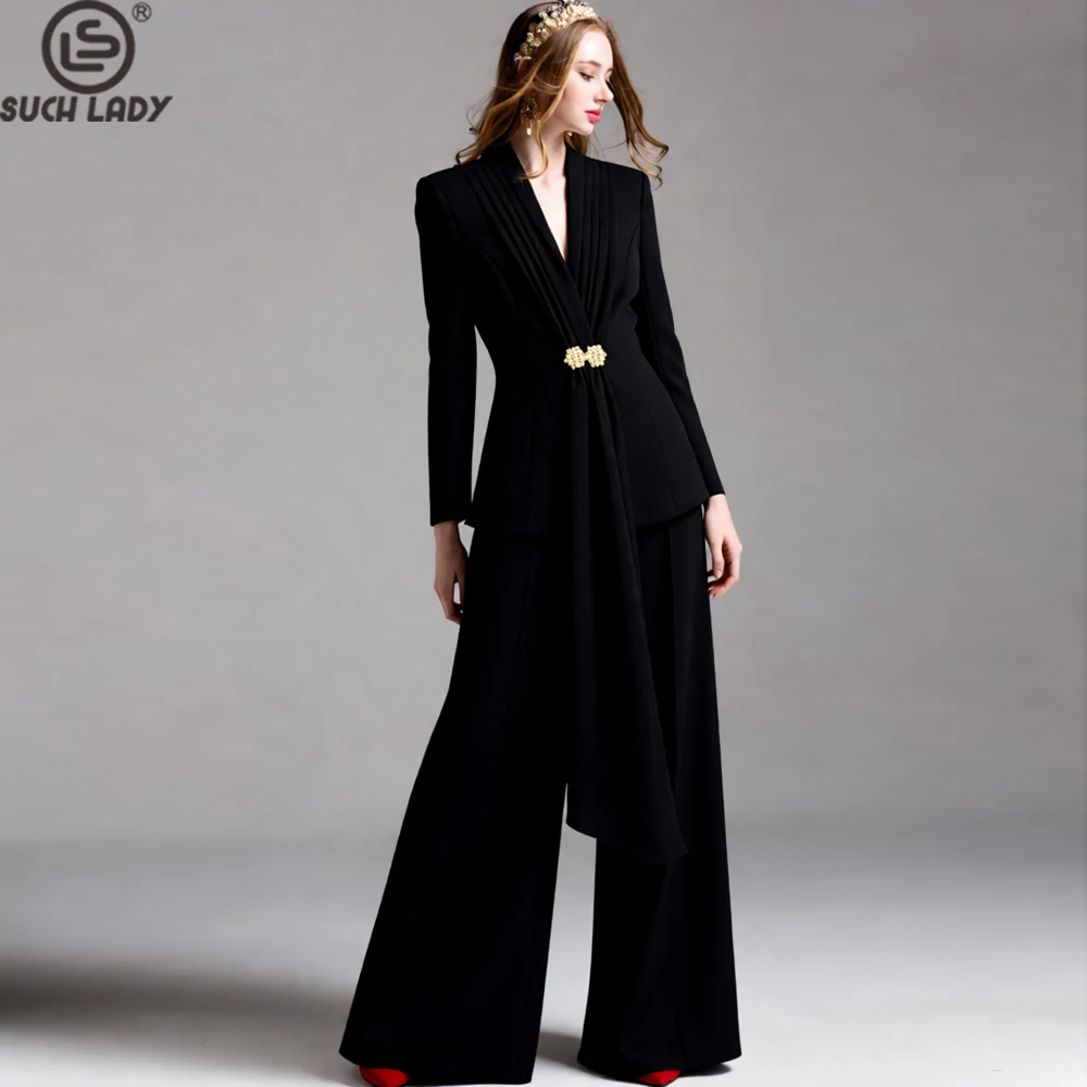 Conjunto de blazer plissado preto feminino com broche decorativo e calças de perna larga, terno elegante de duas peças para senhora do escritório