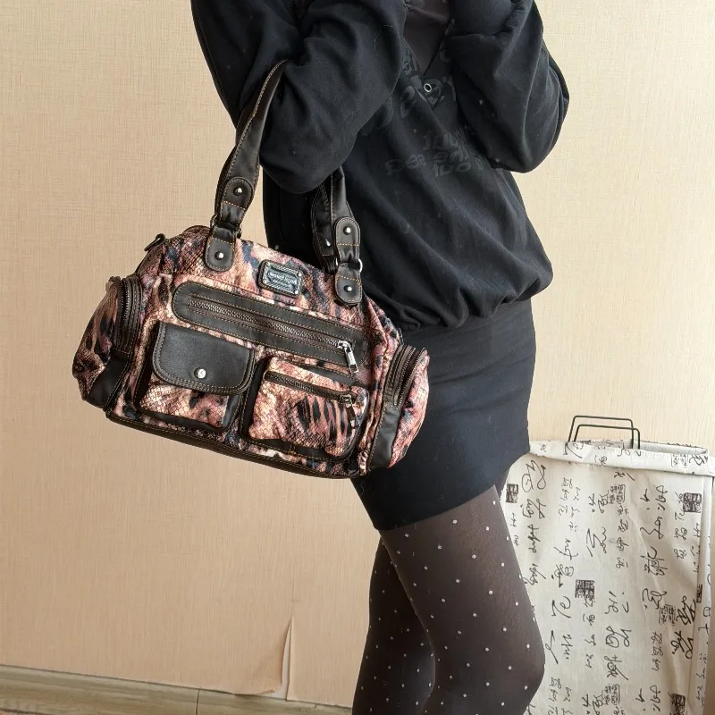 Original Hot Girl Punk Multi-Pocket Motorradtasche, große Handtasche, Umhängetasche für Damen – Detail 4