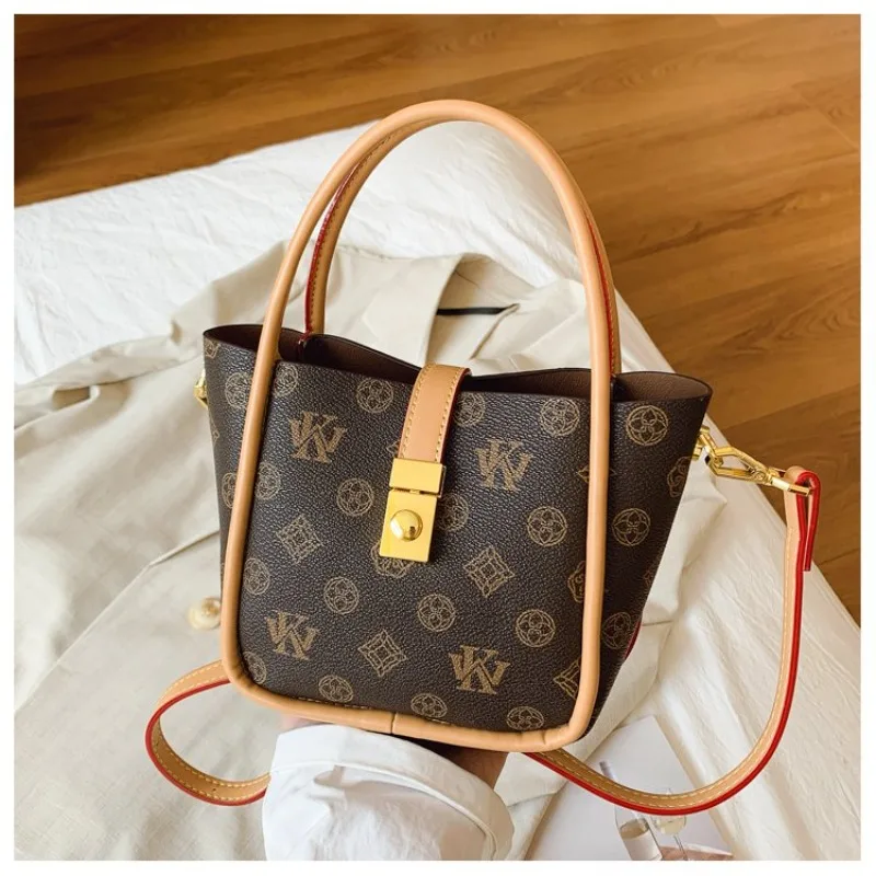 

Elegant Sleek Handbag One Shoulder Office Business Trip Daily Work Exquisite Portable Trendy Simple Sophisticated Chic