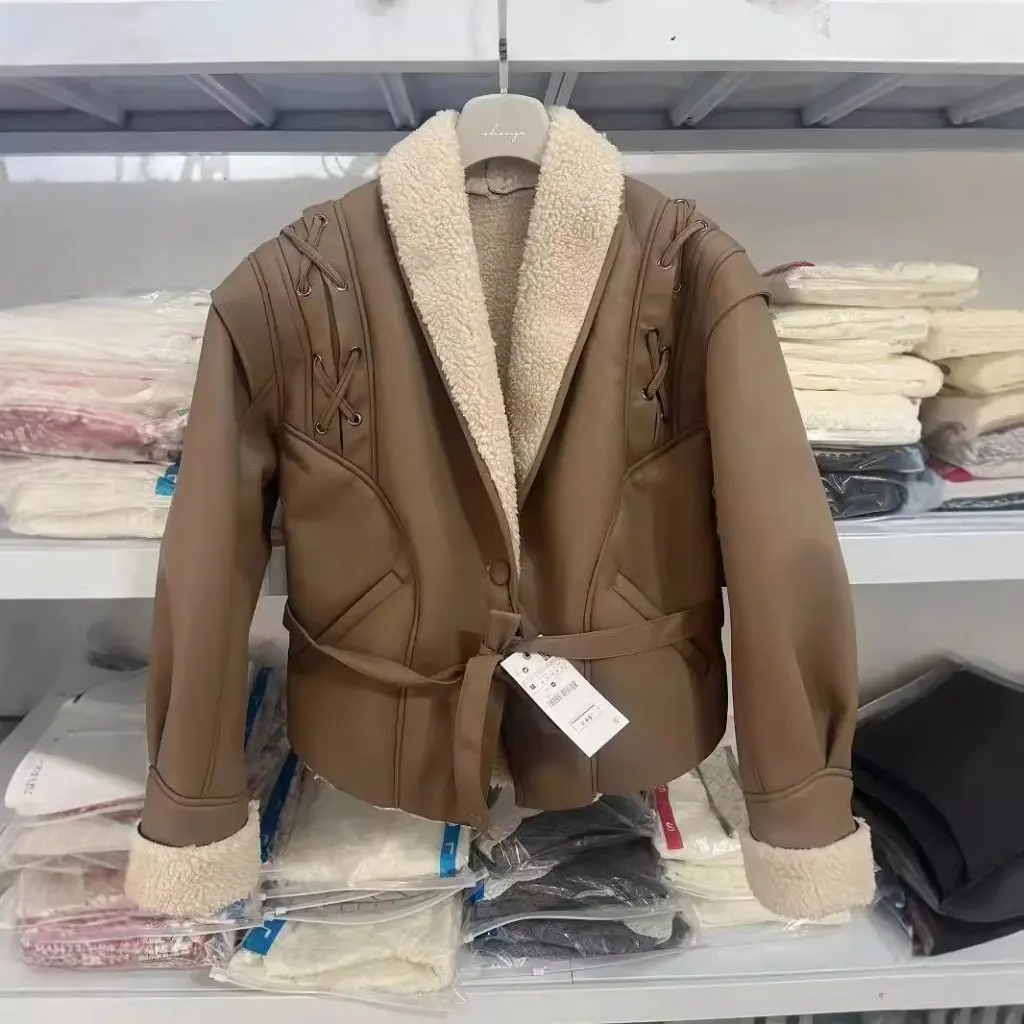 Giacca in pelle scamosciata da donna retrò calda corta calda autunno inverno stringata stile europeo americano alla moda