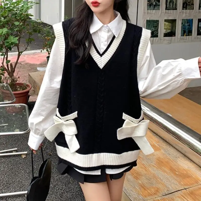 Three Piece Korean Loose Fitting College Style V-neck Fashionable Knit Sweater Vest+versatile Shirt Pleated Skirt