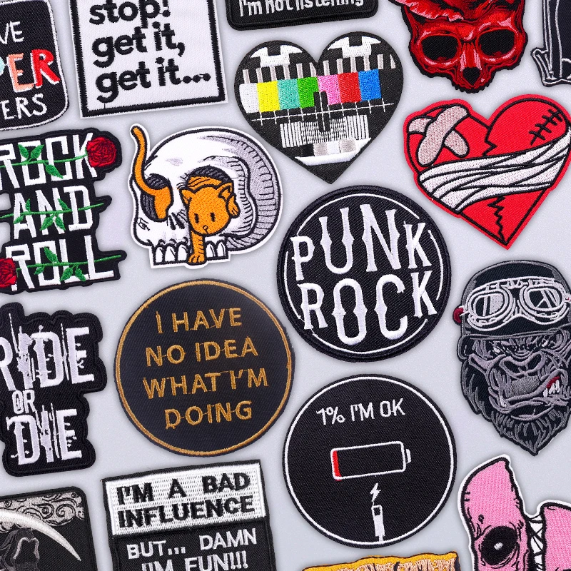 Parche bordado termoadhesivo calavera punk rock – Chaqueta o sombrero - imagen 5