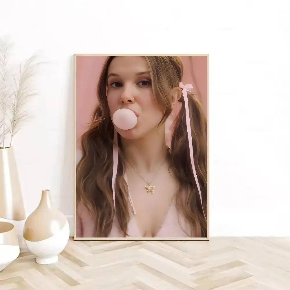 الممثلة M-ميلي بوبي براون ملصق HD لزجة جدار مقاوم للماء غرفة المعيشة المنزلي غرفة نوم النوم بار الديكور الجمالي #3