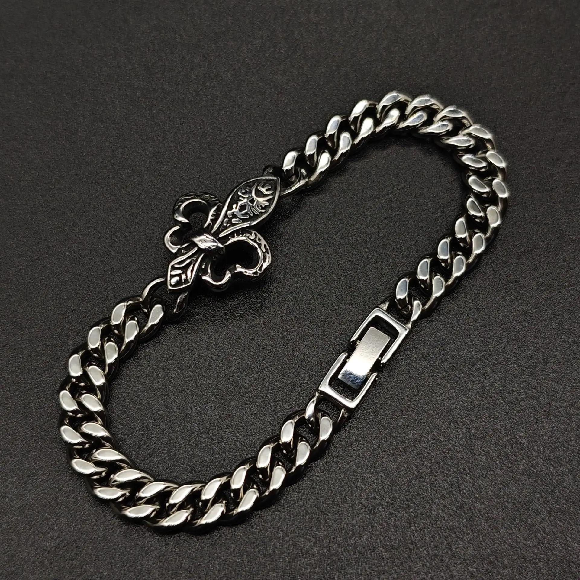 

Hip Hop Titanium Steel Bracelet Vintage Unisex Minimalist Fashion Jewelry for Men Women