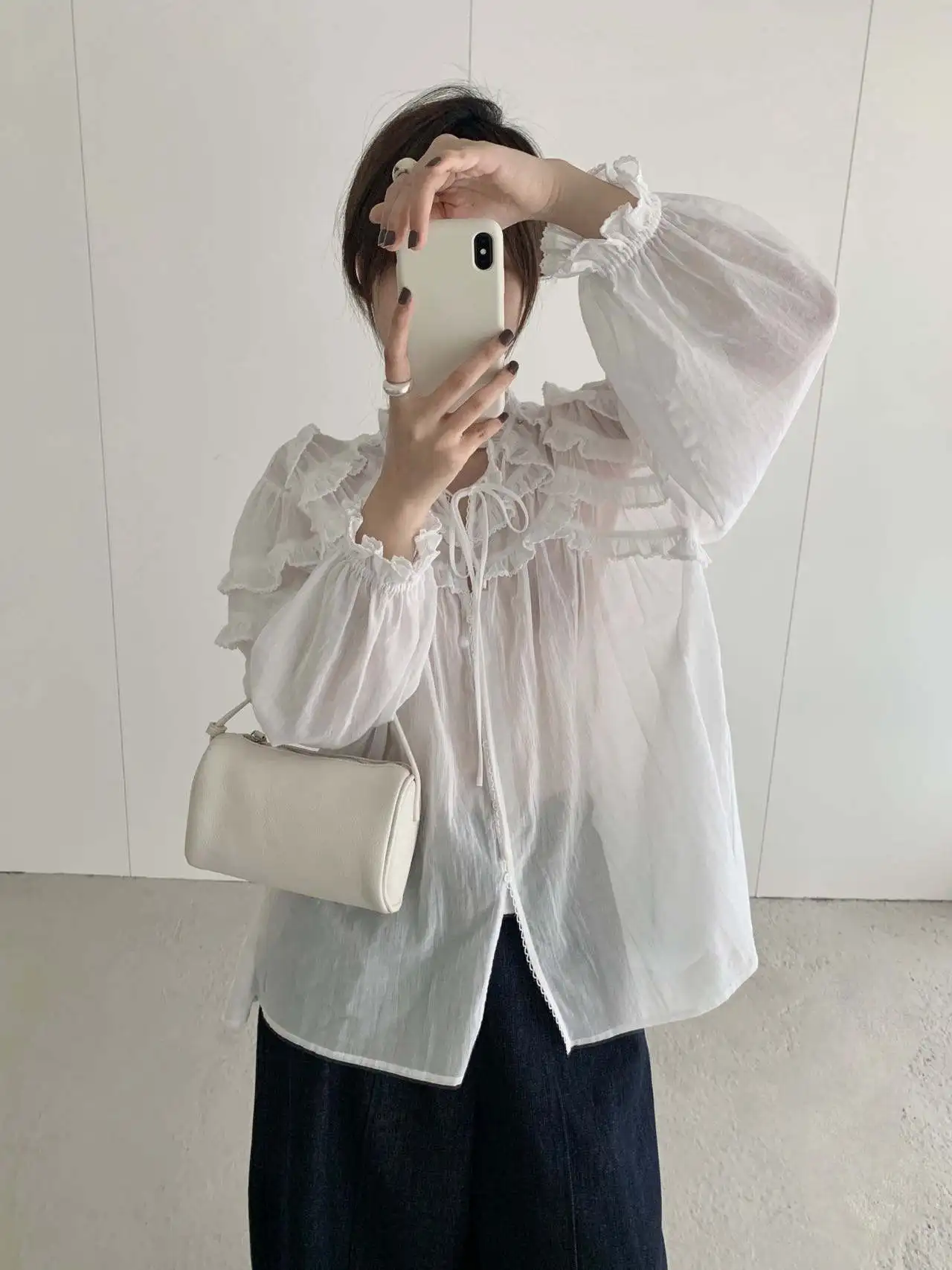 

Элегантная блузка в стиле Хепберн с длинными рукавами, французский романтический стиль, с рюшами и кружевным воротником, дышащая, однотонная, для повседневной носки