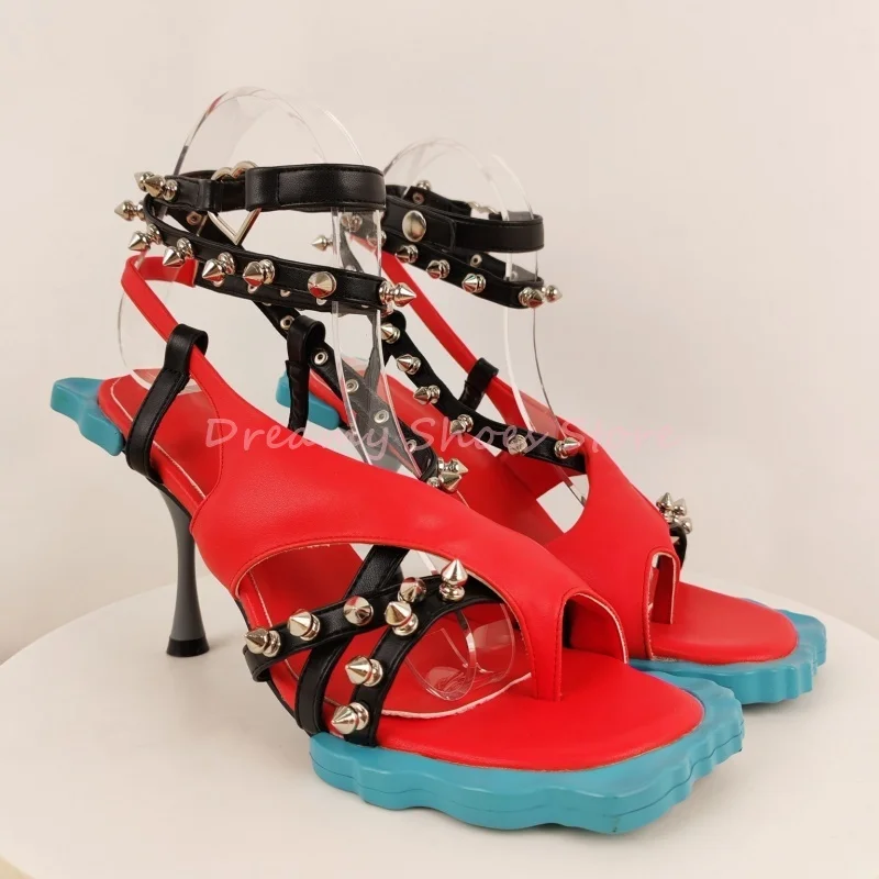 레드 리벳 플라워 솔 슬링백 스틸레토 샌들 여성 버클 스트랩 플립플랍 하이힐 패션 노벨티 패치워크 파티 슈즈