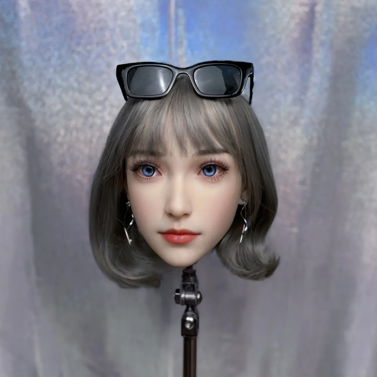 

Self-made exquisite head models, delicate makeup heads, including the same style wigs and eyes. They can be removed with makeup