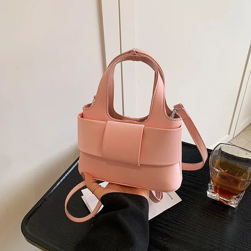 

Unique Vintage Clutch Bag Luxury Leather Crossbody Purse Paris Designer Tote For Women With Fashionable Letter Logo