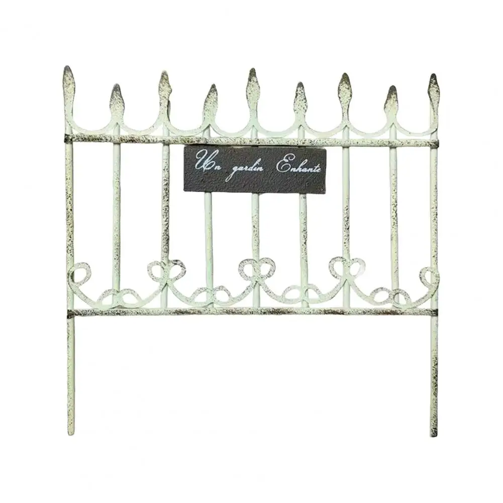 Garden Stake Vintage Iron Garden Fence Stakes Decorative Flower Bed Edging Borders Outdoor Lawn Landscape Mini Fence Accessories