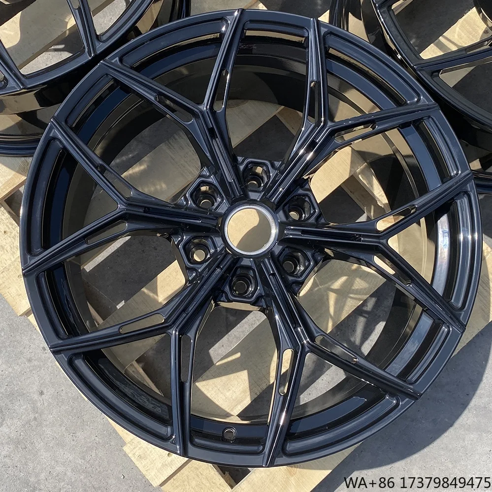 Cerchi in lega di alluminio Ruote forgiate nere personalizzate 18 19 20 21 Ruote monoblocco da 22 pollici 6x139,7 Ruote per auto passeggeri