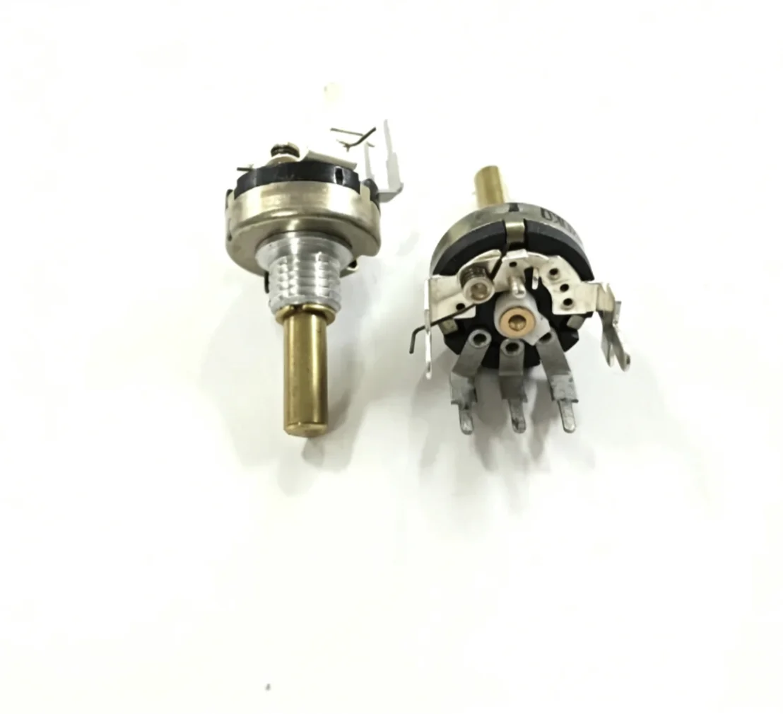 Japanese NOBLE Noble 12 potentiometer with switch B20K single axis length 15MM thin axis original genuine product 1pcs