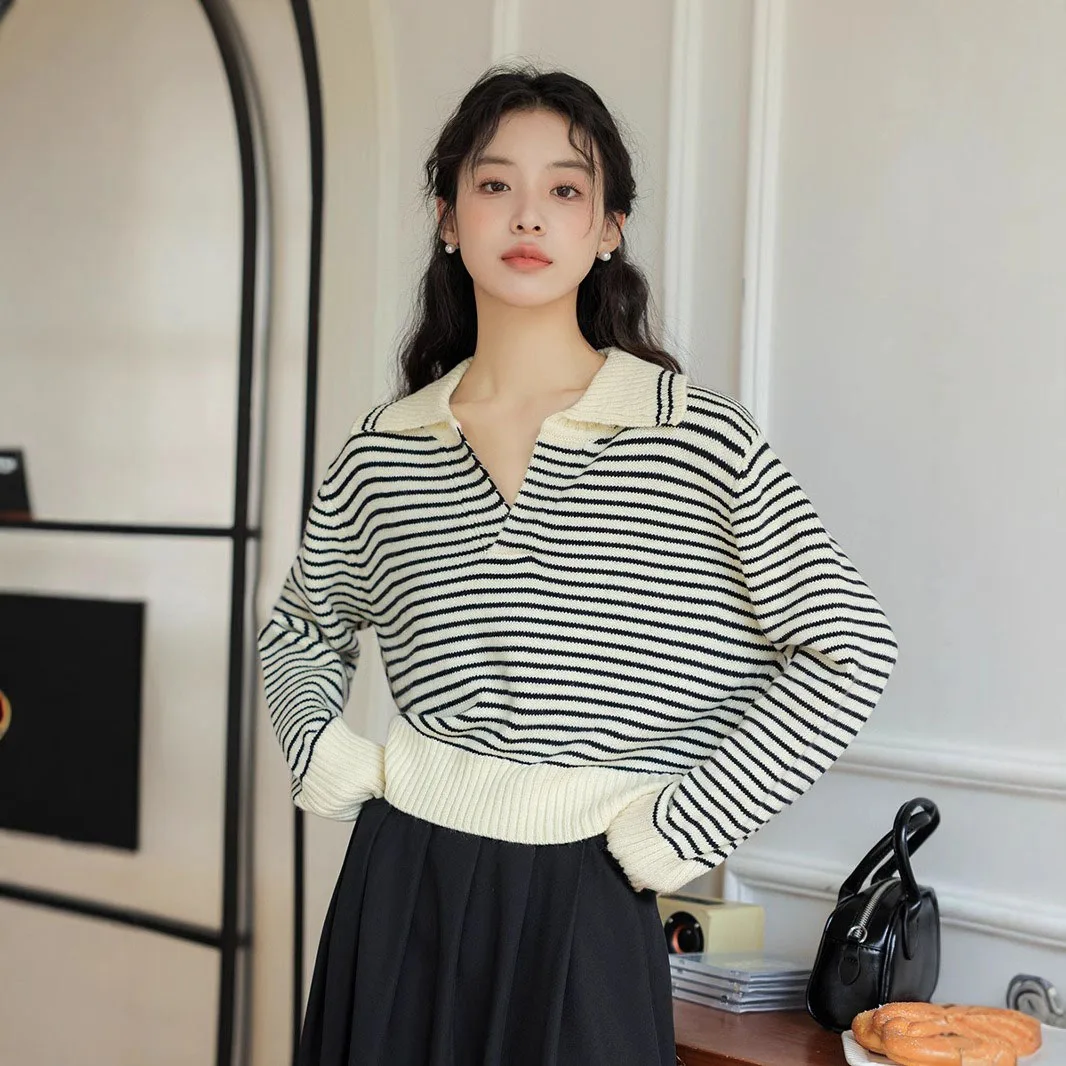 

Autumn Winter New Style Women's Sweater Stripes Polo Neck Loose Fit Versatile College Style Knit Women's Clothing Trend 2025