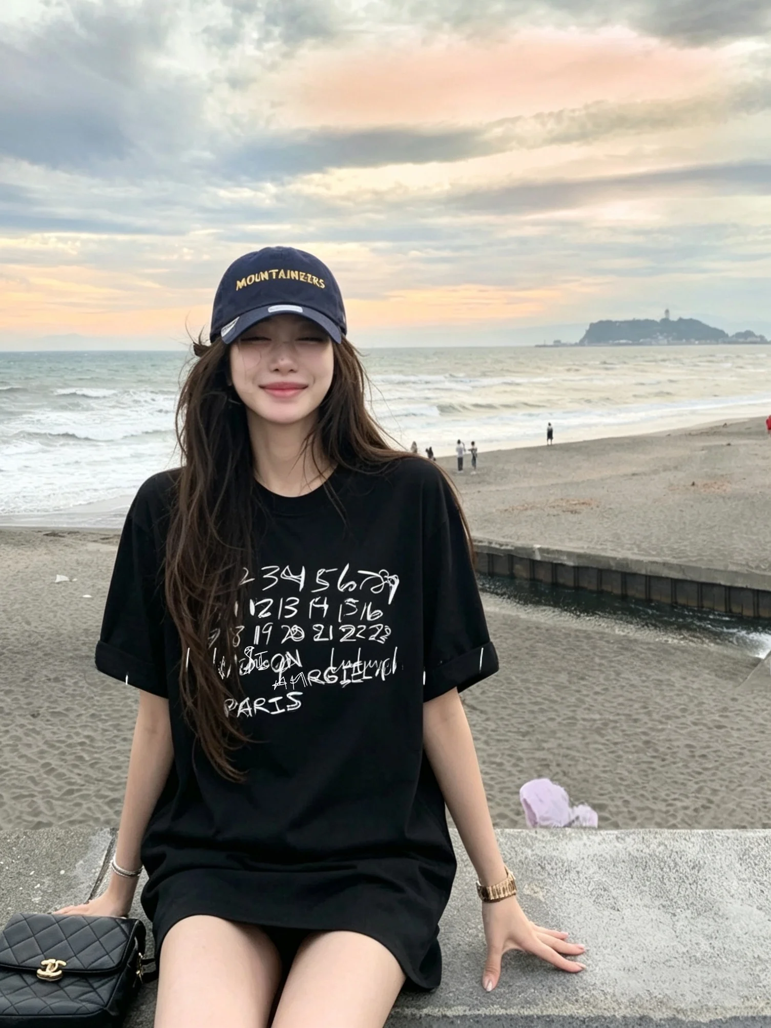 

Seoul Limited Graffiti Digital Short Sleeve T-Shirt Loose Wide Shape Women's Loose Slim round Neck Couple Half Sleeve Cotton ...