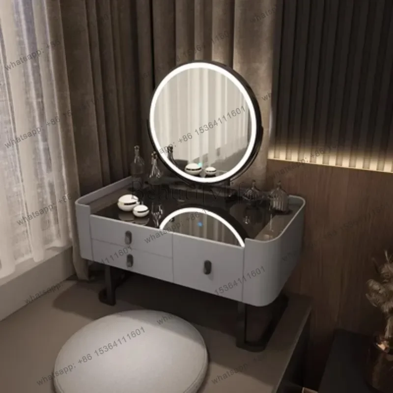 LJY Trendy Safe Vanity Table Room Decor Large Size Clear Beauty European Dressing Table Events Penteadeira Ornaments Home Decor