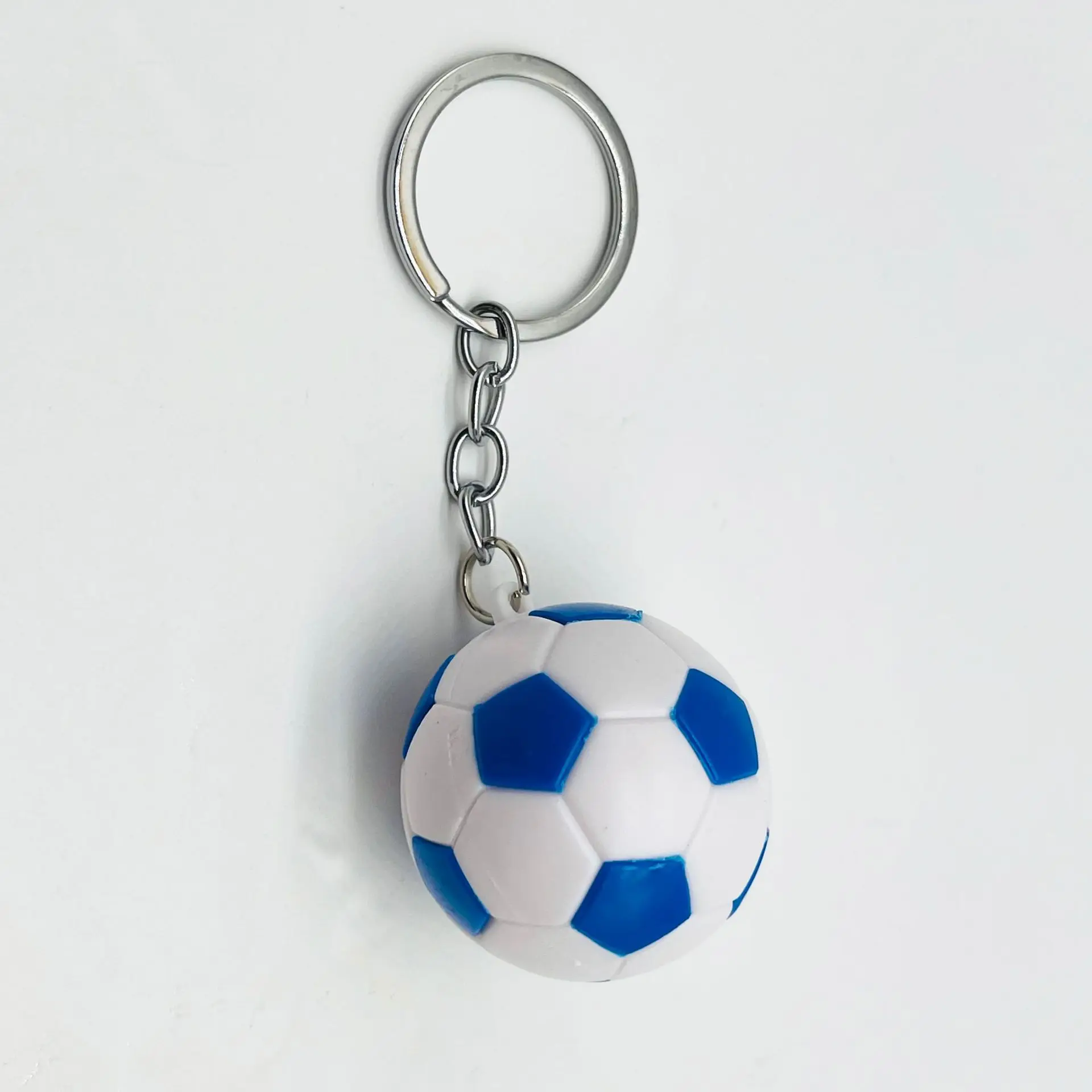 Creative Football keychain pendant souvenir fan small gift bag ball pendant key chains school activity gift keychain wholesale