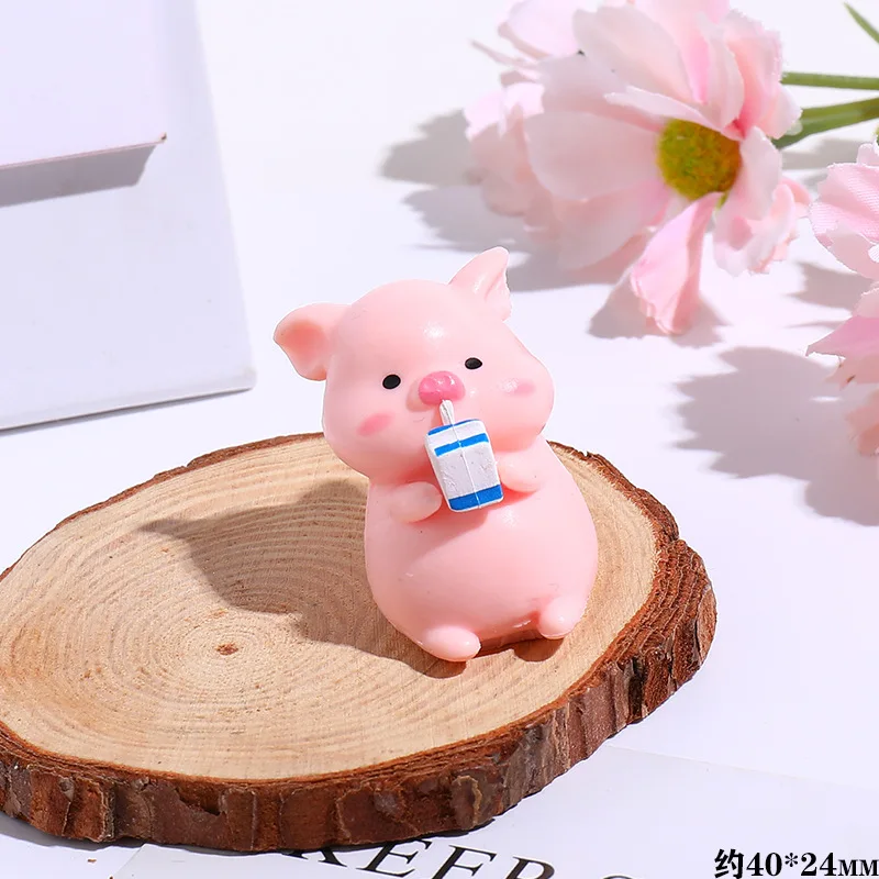 1pcs น่ารักการ์ตูนหมูสีชมพูตุ๊กตา Miniaturas เครื่องประดับเรซิ่น Piggy รูปปั้นของเล่น FairyGarden MINI Miniatures CRAFT ของเล่น