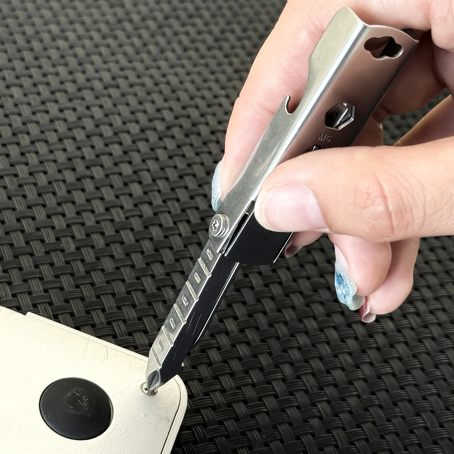 Portable Mobile Phone Card Retrieval Needle 11 in 1 Multifunctional Keychain Mini Cellphones Card Retrieval Needle Eject Pin