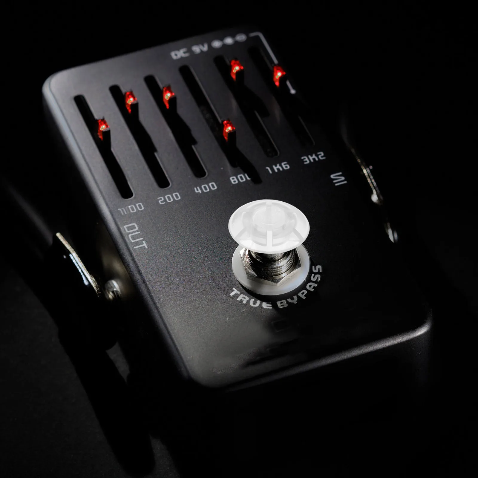 

5Pcs Guitar Pedal Footswitch Toppers Universal Compatibility Ergonomic Grip Effect Pedal Button Protector Cover