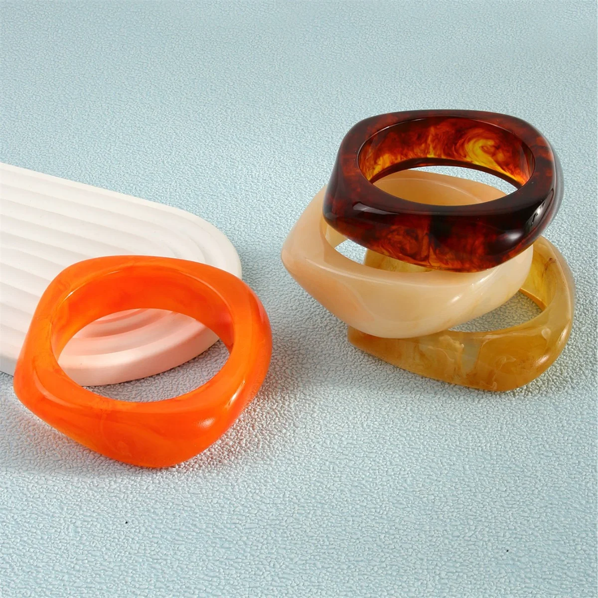 الرجعية الشرير غير النظامية شخصية المبالغة أساور Y2k الهيب هوب الاكريليك أساور واسعة أساور النساء الرجال جديد مجوهرات الإسورة #2