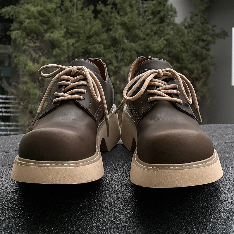 المألوف الرجال أحذية ديربي برأس كبير عادية الراقية سميكة سوليد الارتفاع زيادة أحذية من الجلد النمط البريطاني حذاء كاجوال