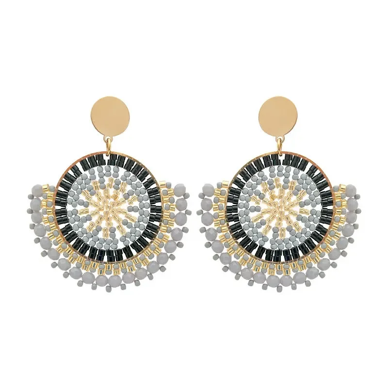 أقراط مطرزة قطاع كريستال بوهيميا سبيكة الاستدارة تنوعا الحياكة اليدوية الإناث الرجعية بسيطة المد الأرز حبة الأقراط #5