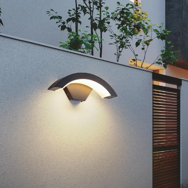 Minimally designed outdoor wall lamp, waterproof exterior wall wash, villa courtyard, balcony, corridor, entrance, personalized