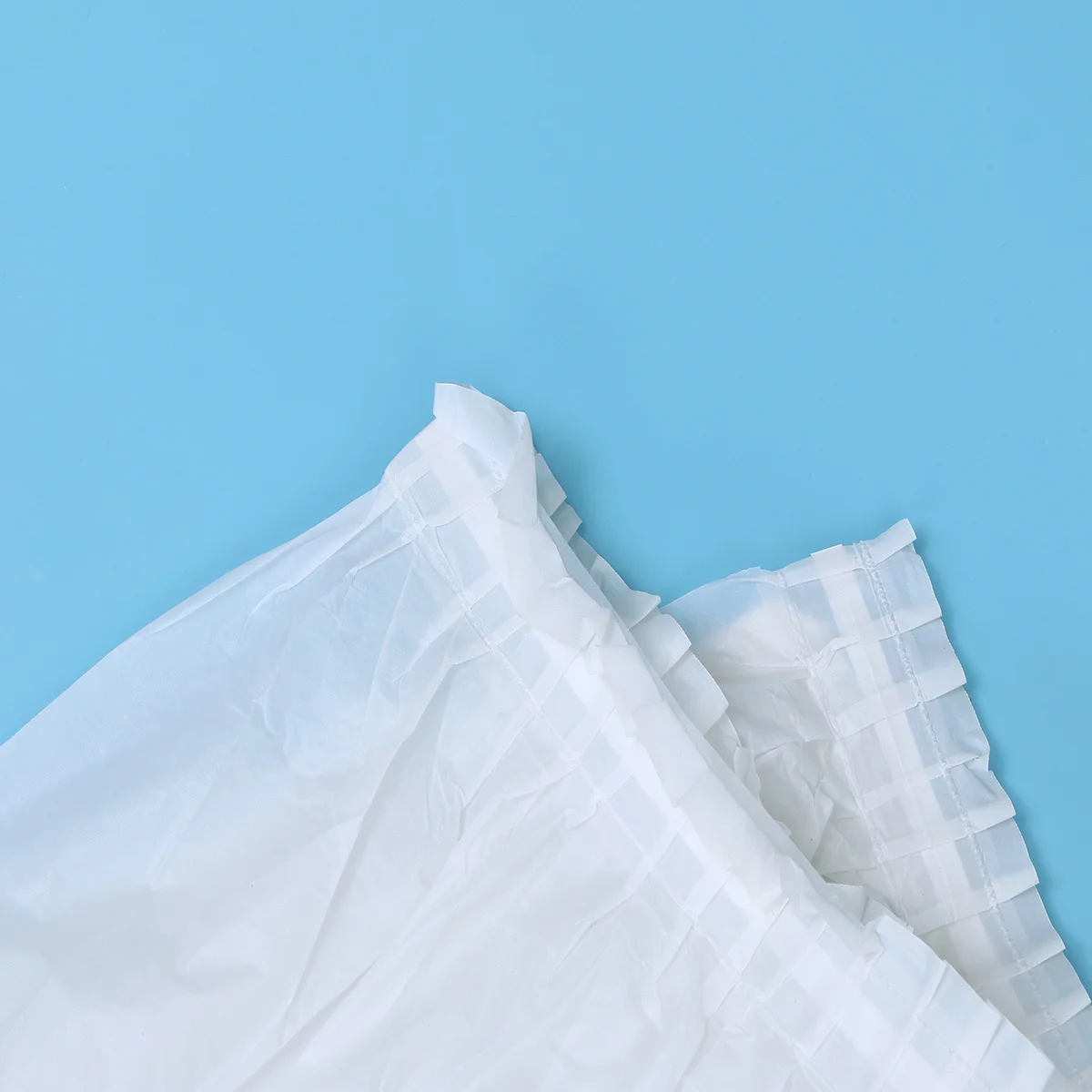 

Portable Table Skirt Disposable Plastic Table Cover Self Adhesive Fast Assembly for Party Wedding Event Decorations in