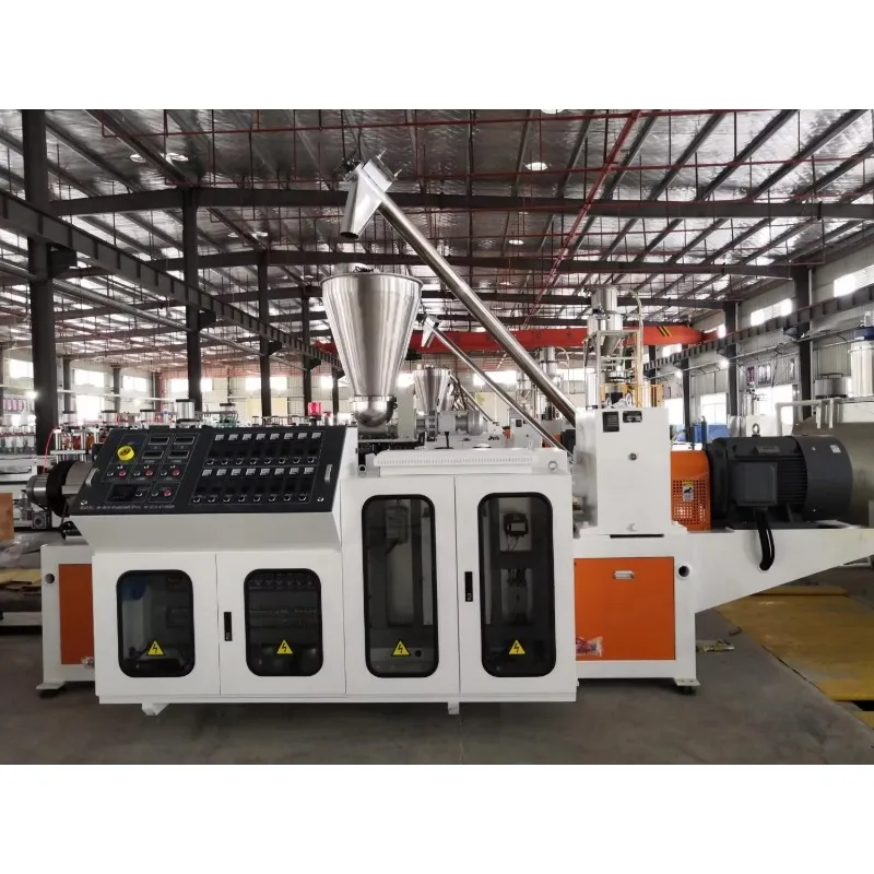 Hocheffiziente PVC-Dachfliesen-Extrusionslinie, PVC-Kunststoff-Dachfliesen-Extruder