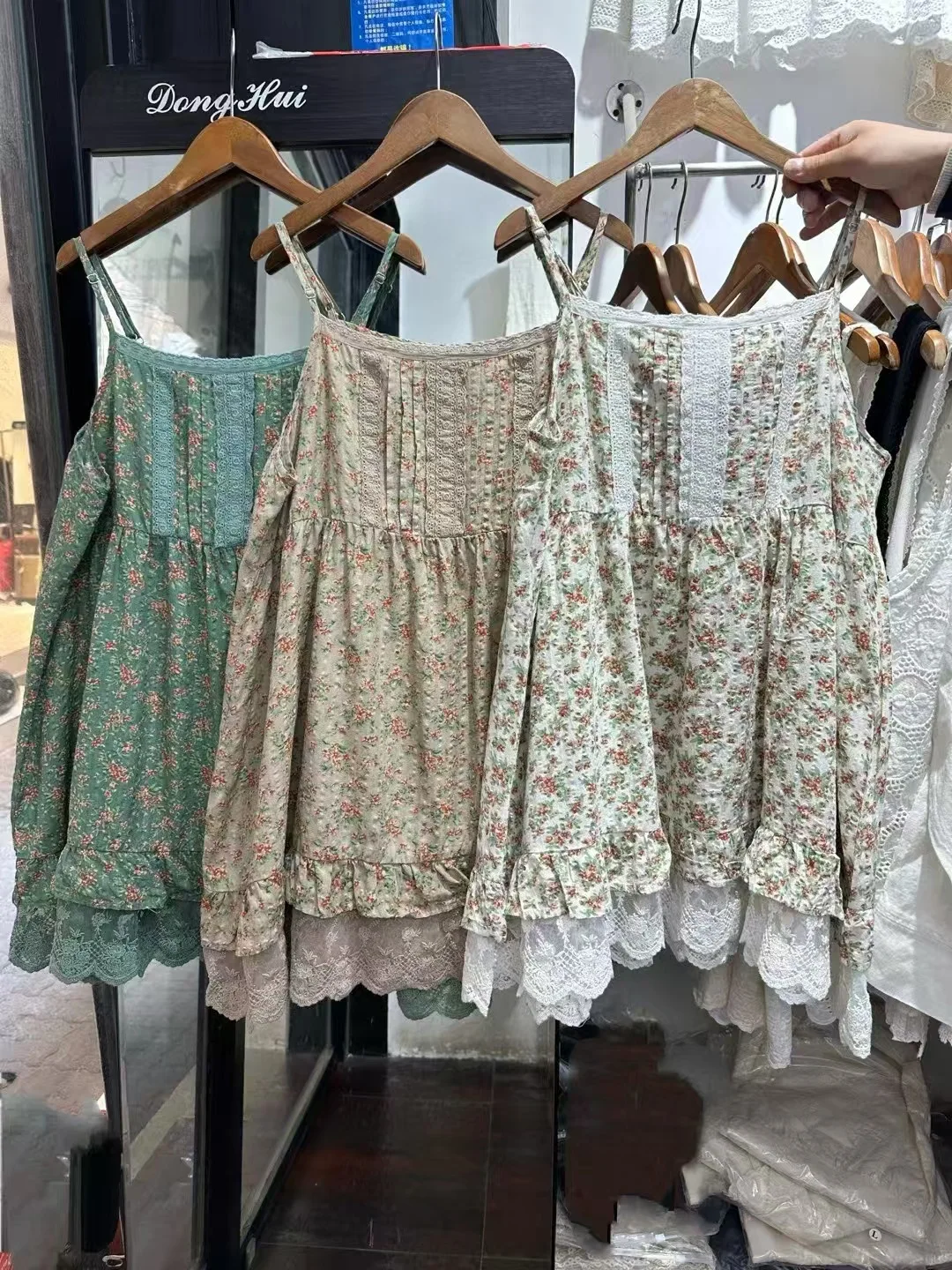 빈티지 모리 걸 꽃 프린트 레이스 패치 워크 슬립 드레스 여성 여름 새 캐주얼 루즈 스파게티 스트랩 a 라인 미디 드레스