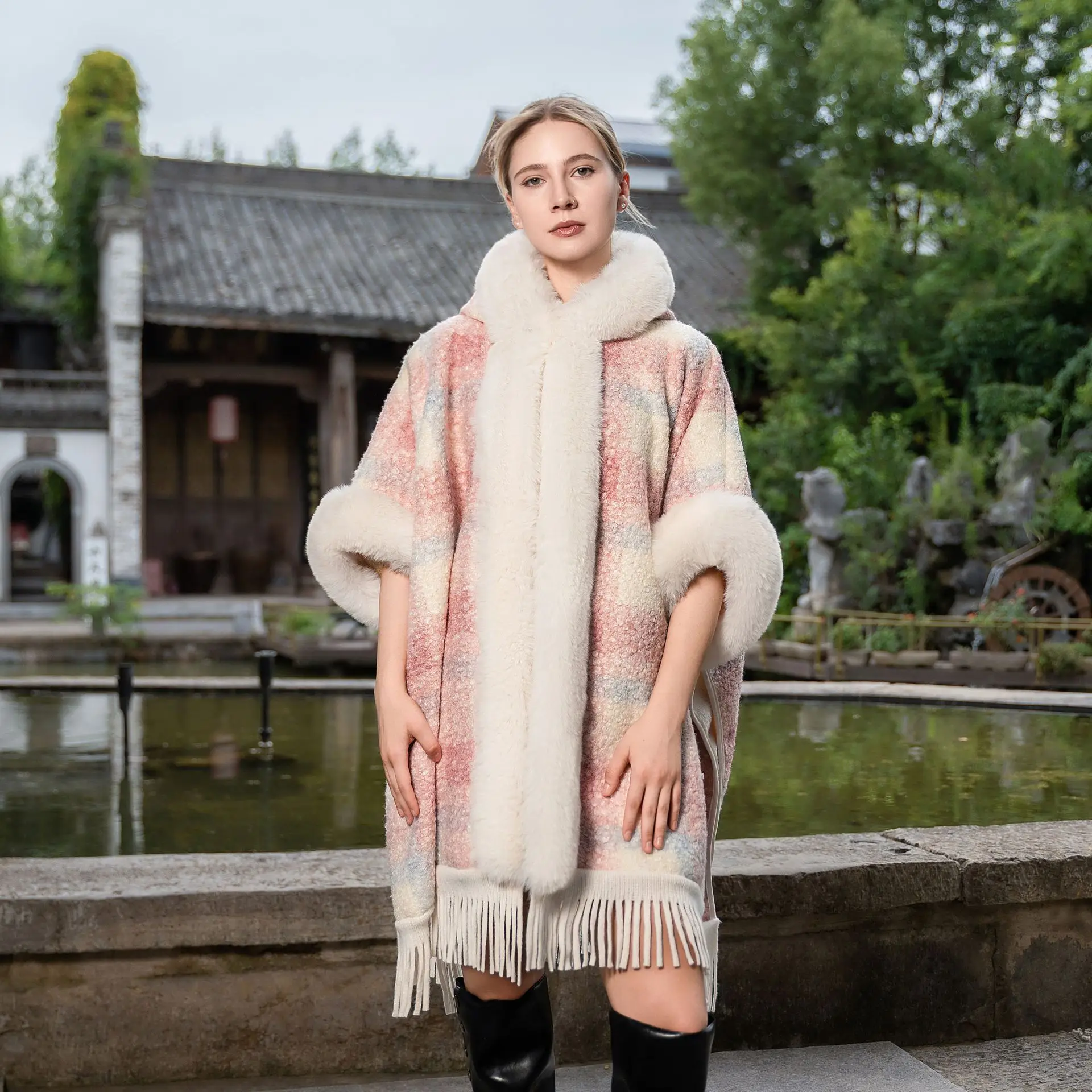 가을 겨울 신상 체크 무늬 따뜻한 케이프 니트 퍼 숄 태슬 얇은 다용도 두꺼운 여성용 코트