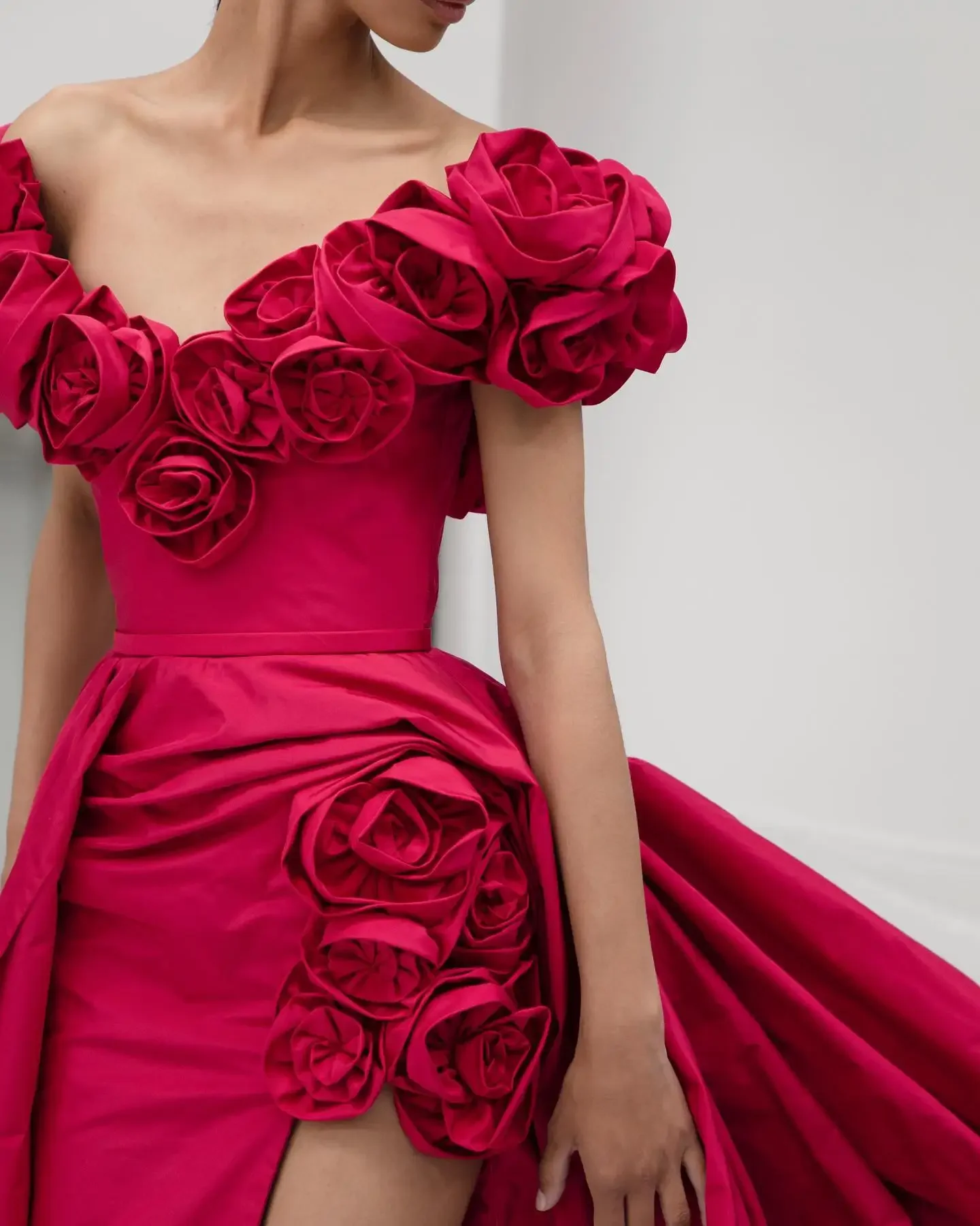 3d Bloemen Lange Prom Jurken Hoge Split Floor Lengte Off Shoulder Prom Jurk Gepersonaliseerde Elegante Feestjurken Bloemen Handgemaakt