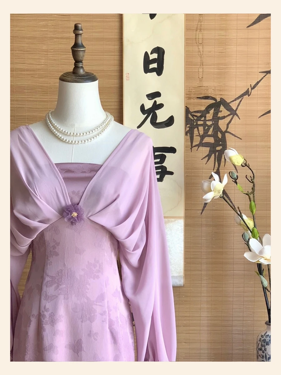 

Новое китайское ципао с фиолетовыми розами, V-образным вырезом и приталенным силуэтом, красивое и стильное, в национальном стиле, длинная юбка для женщин