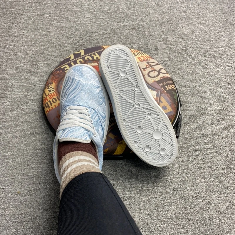 Fresh light blue water ripple embroidery canvas shoes thick soled soft soled comfortable shoes China-Chic style breathable