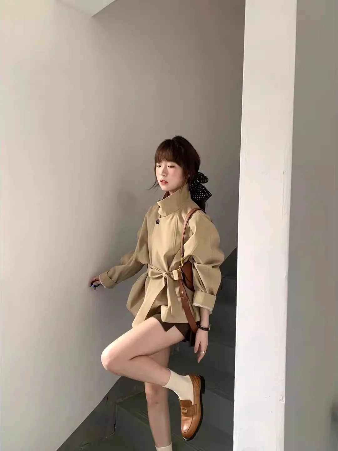

Retro British Style Short Coat Jacket Women's Waist-Cinching Stand Collar Korean Style Top for Autumn Small Figures