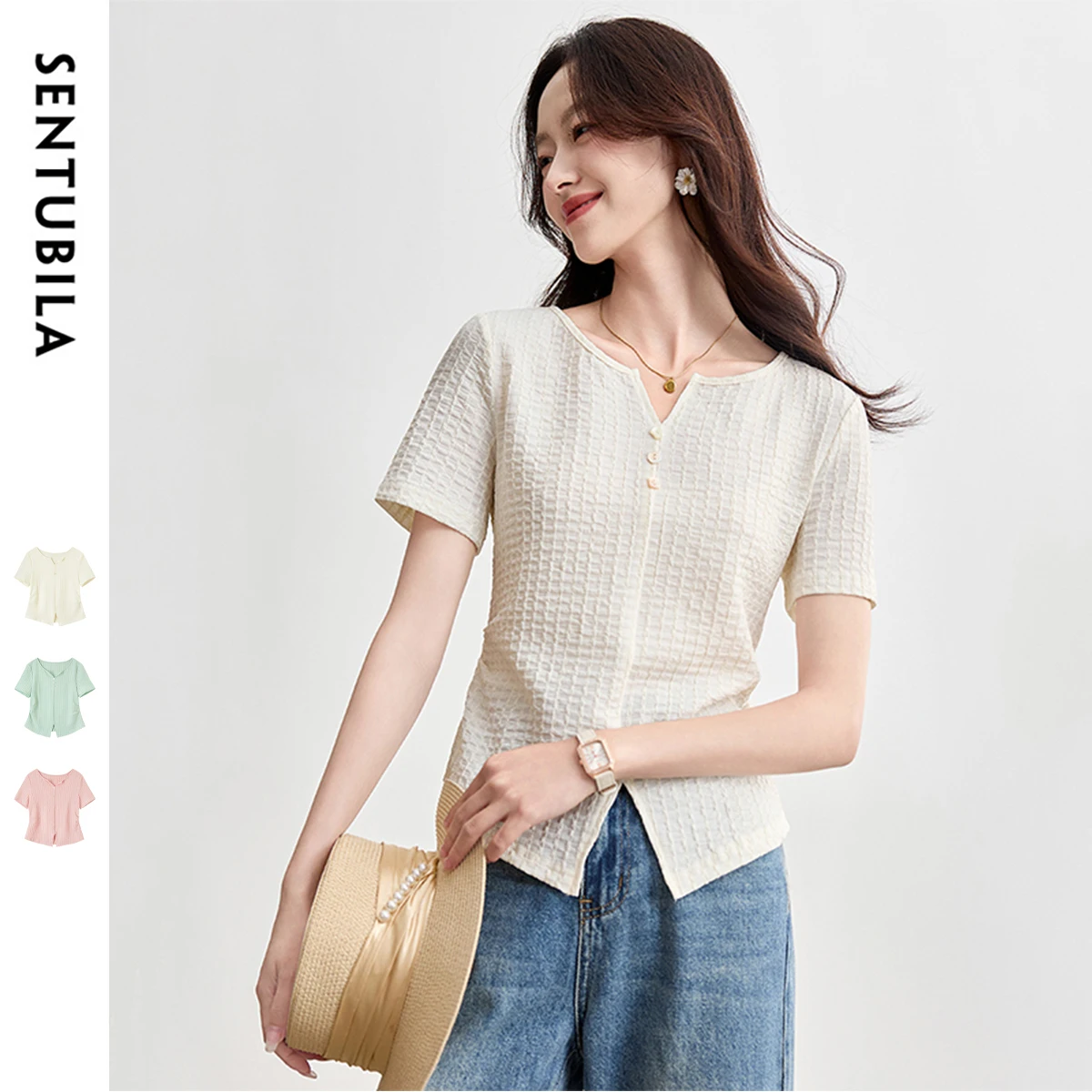 

SENTUBILA Women's Short Sleeved Tee 2025 V-Neck Hem Split Commuter T-Shirt Summer Slimming Basics Lightweight Stretchy Q52TA1778