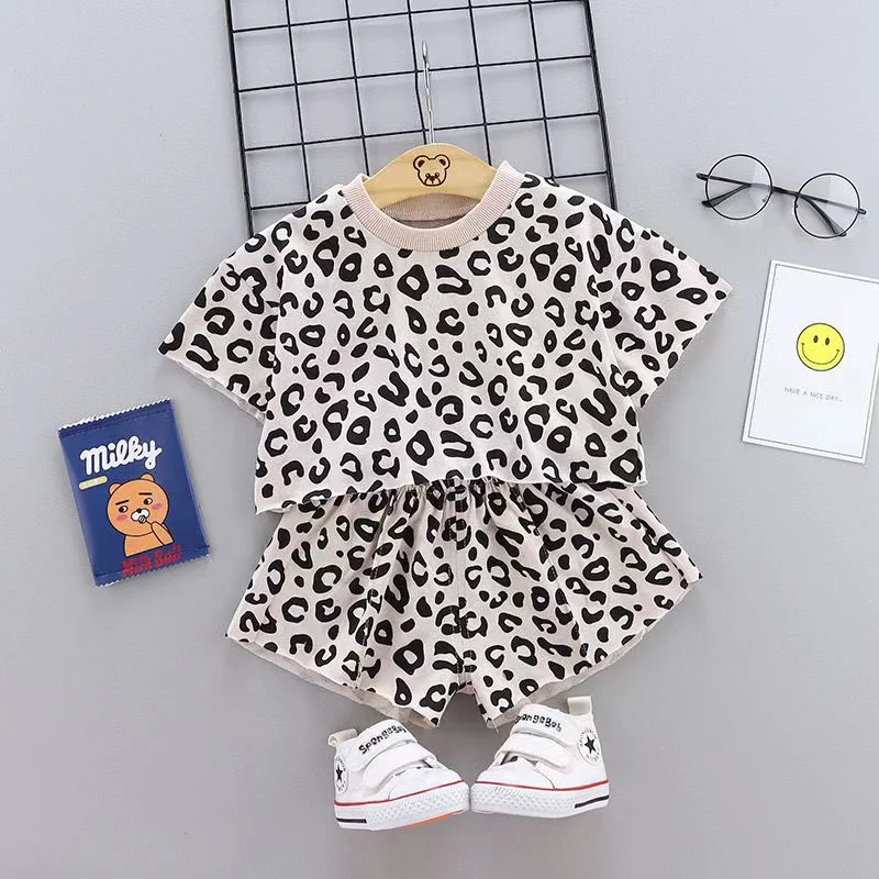 

Boys Girls Leopard print Cotton Kids T-shirts Sets Baby Clothing Summer Newborn Infant Sports 2Pcs Sets Toddler Girl Clothes Set