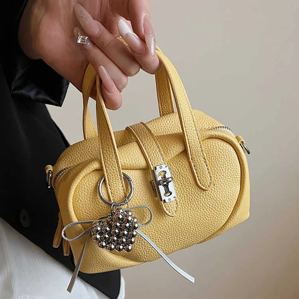 

Маленькие сумки в форме сердца для женщин, модные универсальные сумки через плечо из мягкой искусственной кожи, офисные женские сумки на одно плечо