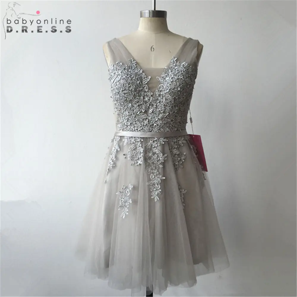 Silver Tulle Short Prom Dress Sexy Women V Neck Sleeveless Lace Applique A Line Backless Evening Party Dresses Cocktail Gown