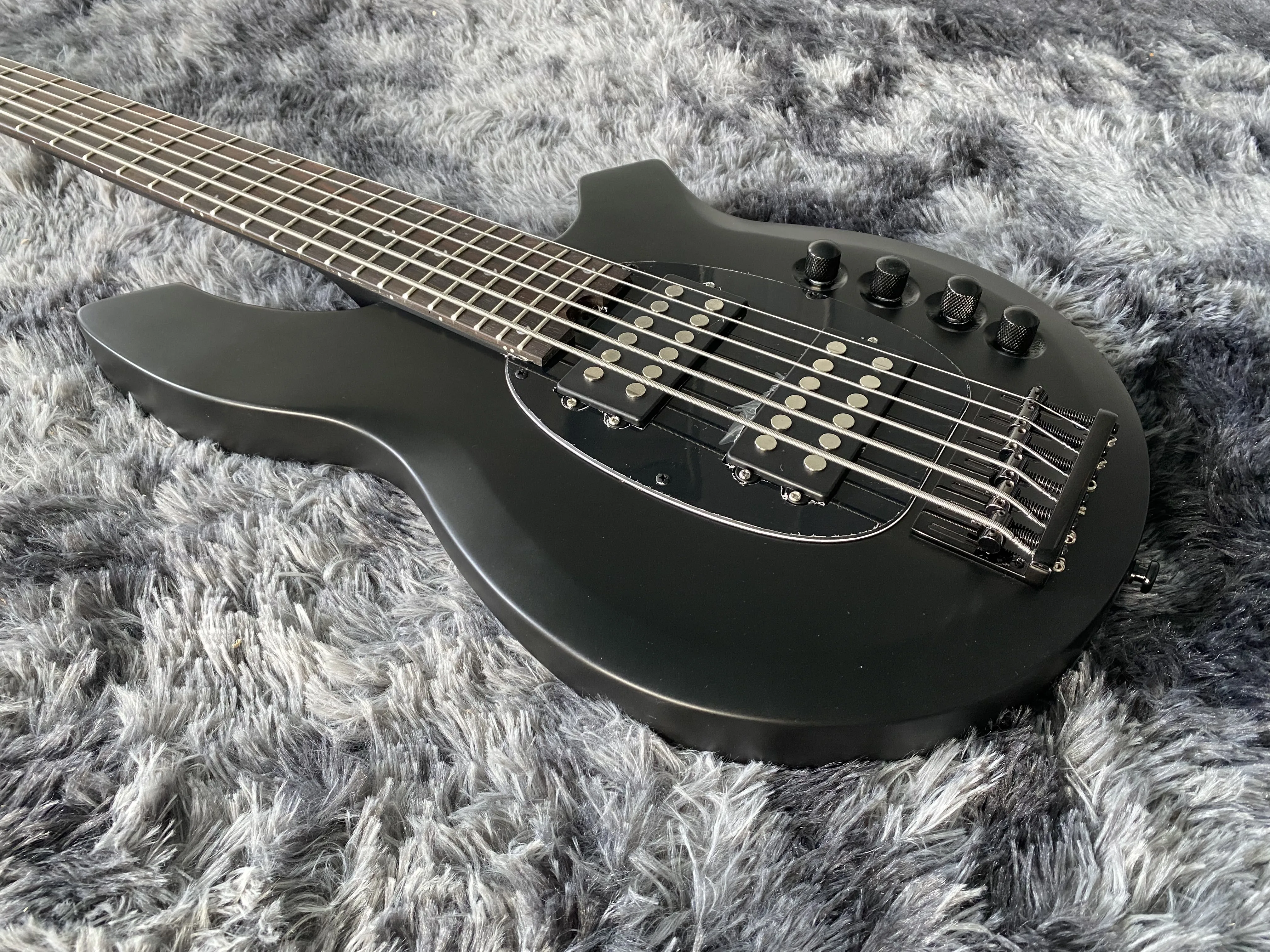 Chinese Electric Bass Guitar 6 Strings Matte Black Color Bass Wood Body And Maple Neck