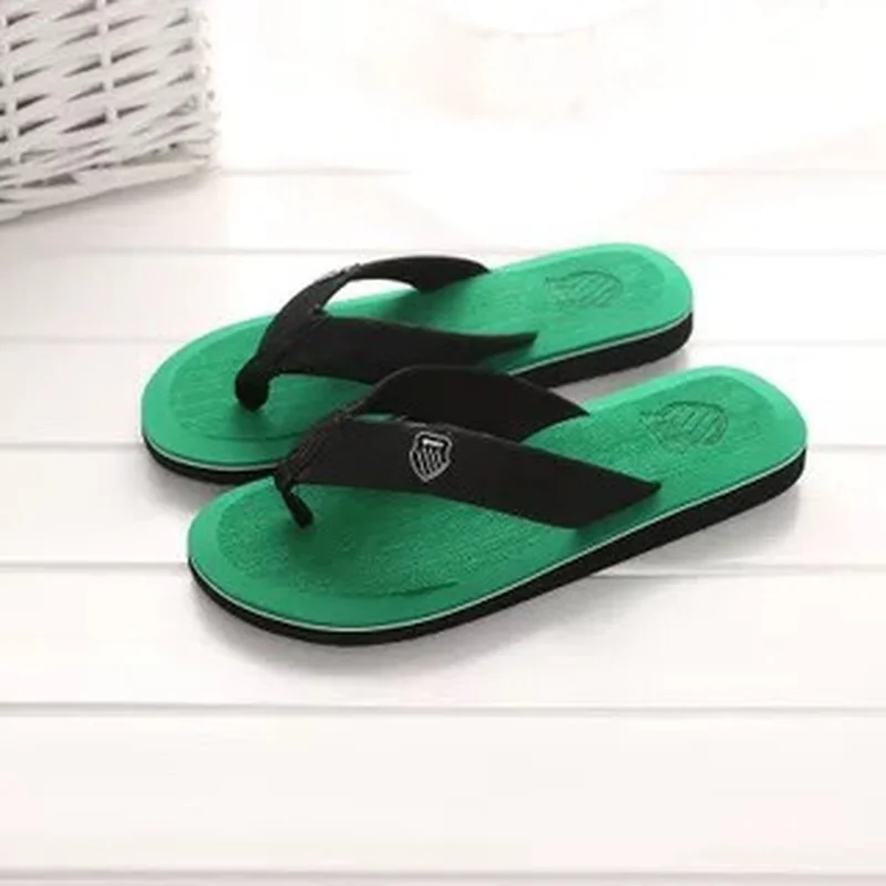 Sepatu sandal pantai untuk pria, sandal jepit pantai kualitas tinggi Anti licin kasual untuk pria musim panas