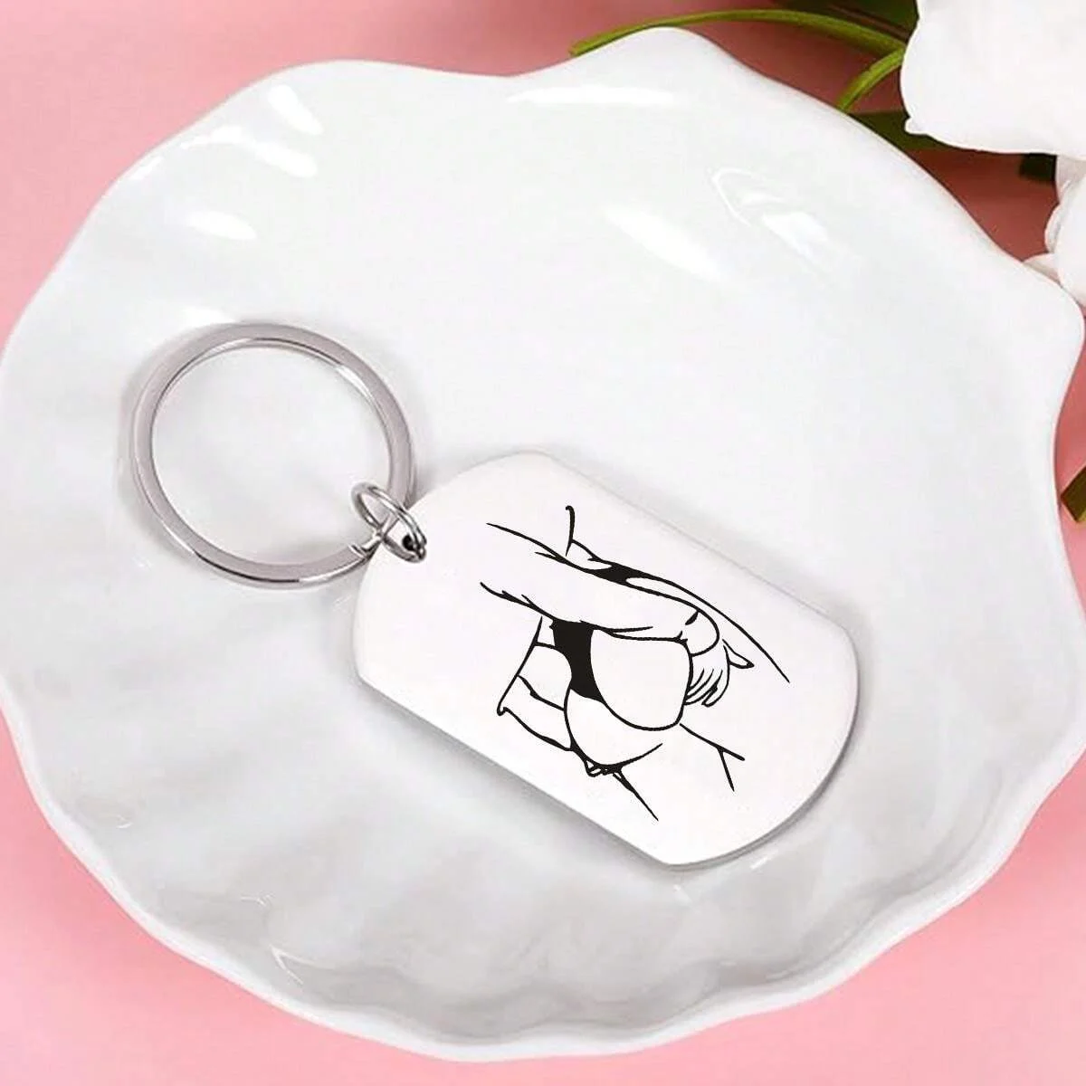 Sexy Pattern Stainless Steel Tag Keychain, Suitable for Car Key Decoration and Gifts