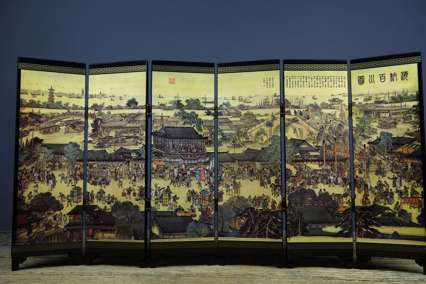 Chinese arts and crafts lacquer six screens are placed on the sea and all rivers home desktop decoration pieces